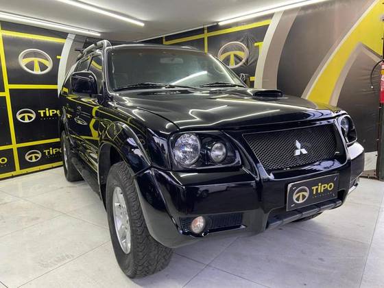 MITSUBISHI PAJERO SPORT 3.5 HPE 4X4 V6 24V GASOLINA 4P AUTOMÁTICO